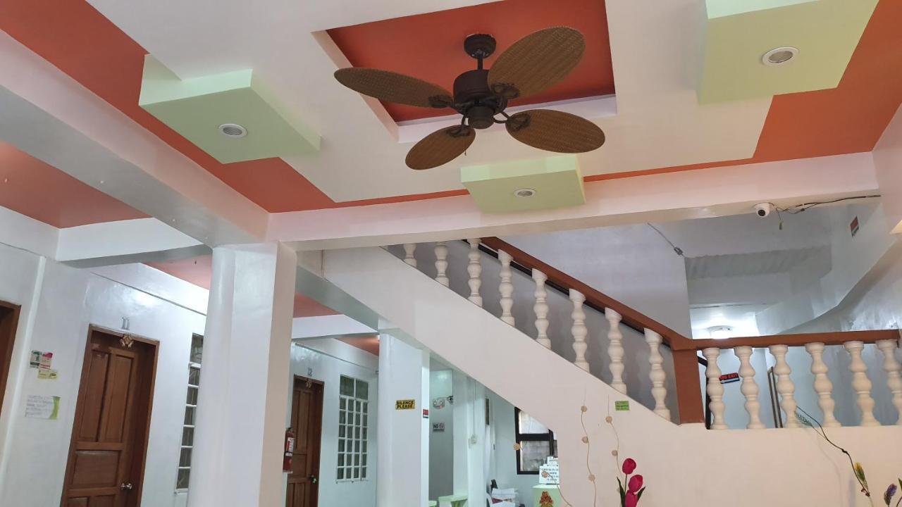 El Moro Beach Resort (Adults Only) Balabag  Luaran gambar